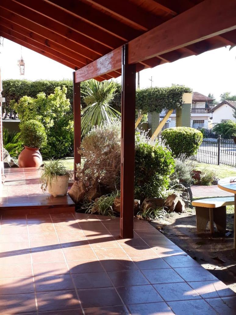 Hotel La Casona La Falda Exterior foto